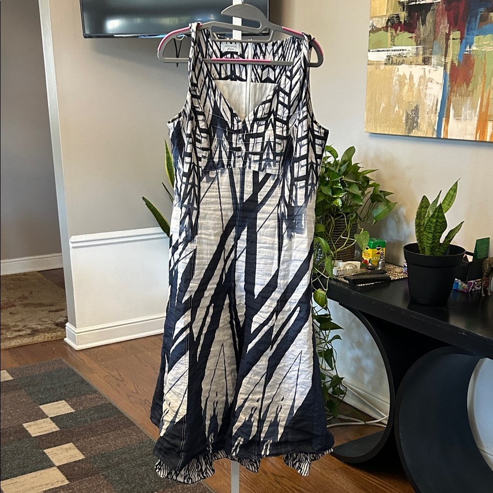 Elegant Black and White Midi Dress